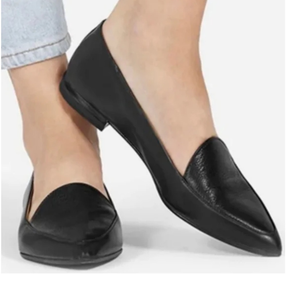 *EVERLANE* Black Pointed Toe Loafers Size 8